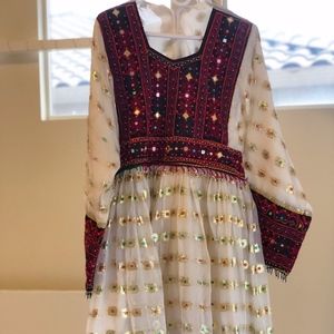 Traditional Afghan Clothing